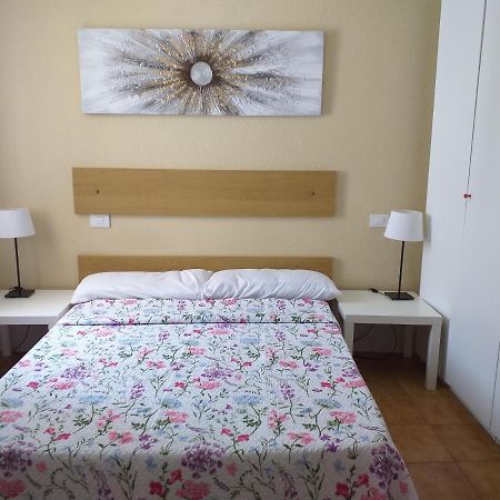 Picasso Apartamento Vecindario  Exterior photo