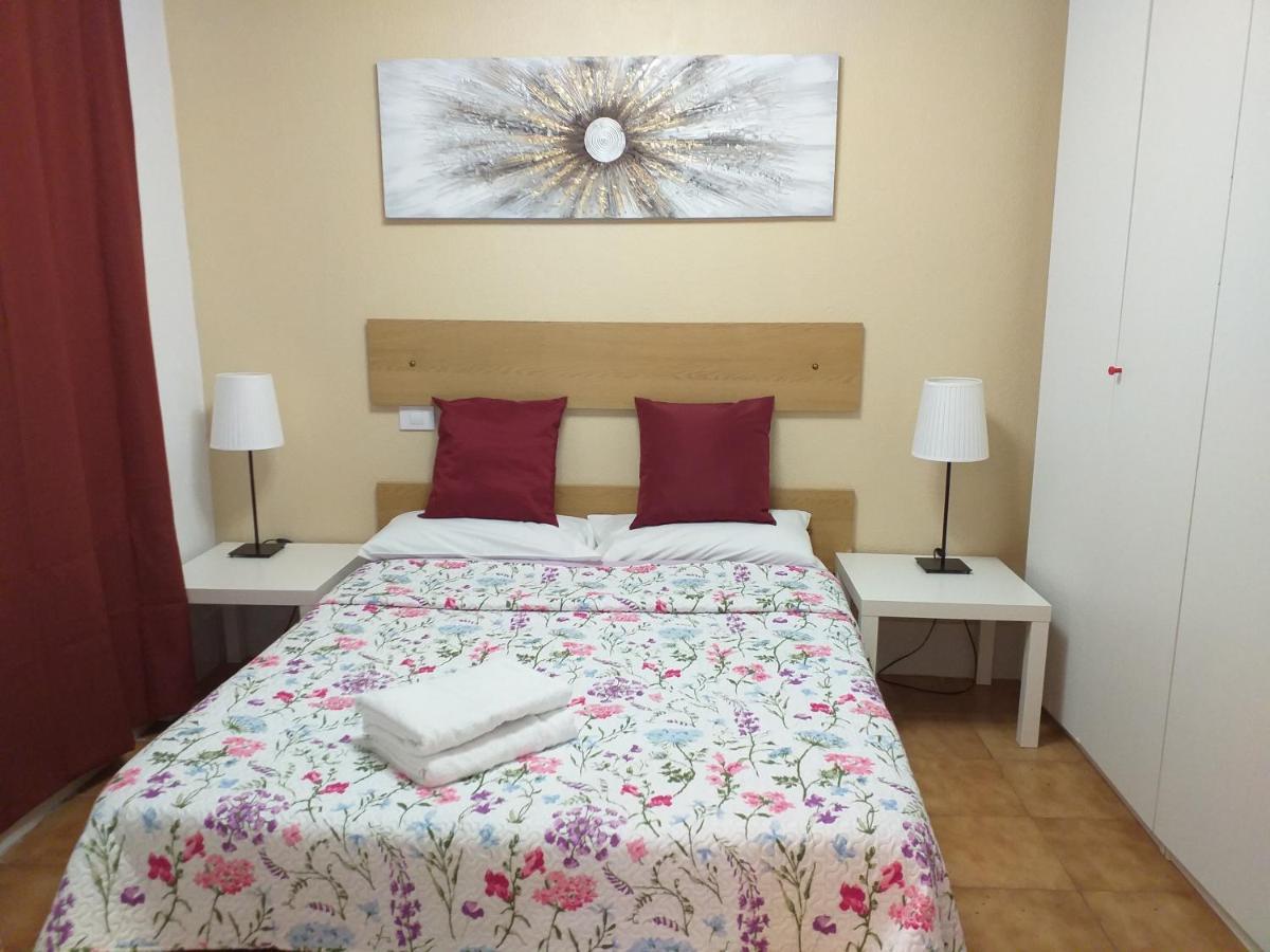 Picasso Apartamento Vecindario  Exterior photo