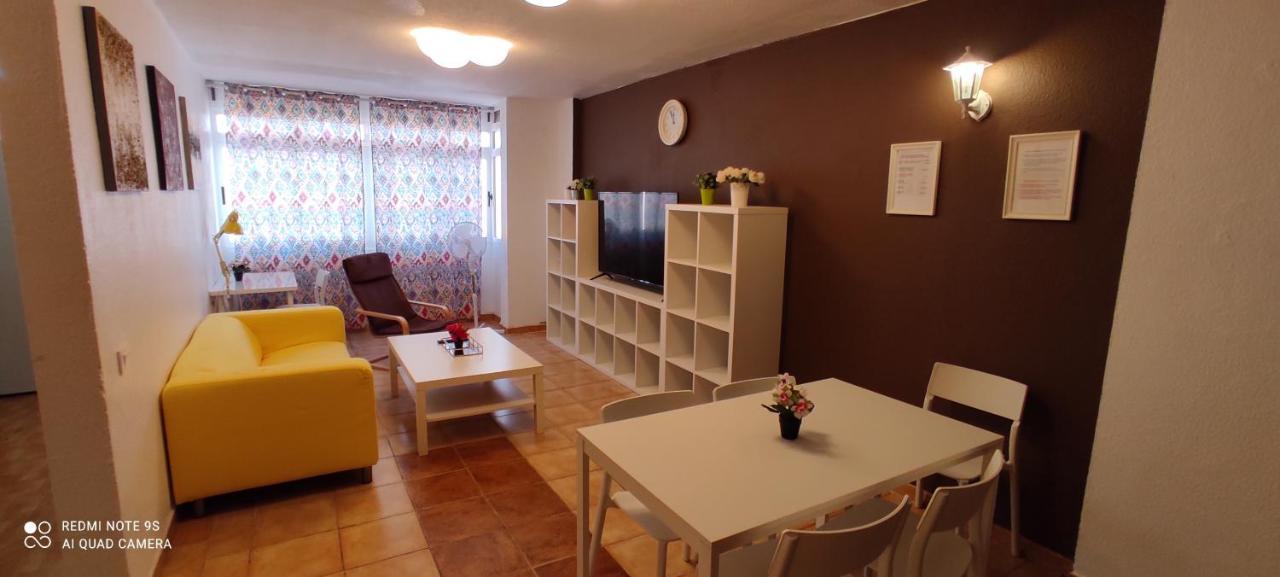 Picasso Apartamento Vecindario  Exterior photo